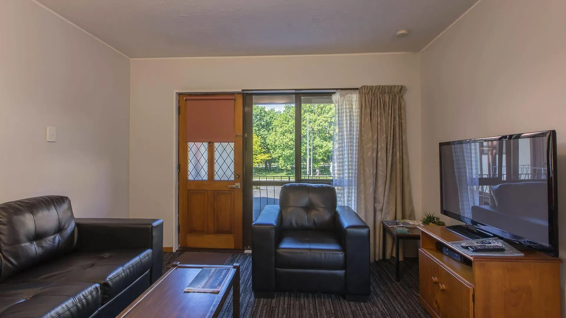 Argyle On The Park - Central Christchurch Motel Overlooking Hagley Park